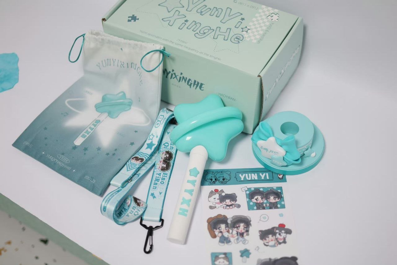[PRE-ORDER] YUNYI Official Fanmade Lightstick | China Fanclub Collector Edition